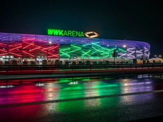 ARENA Rot Grün Nacht